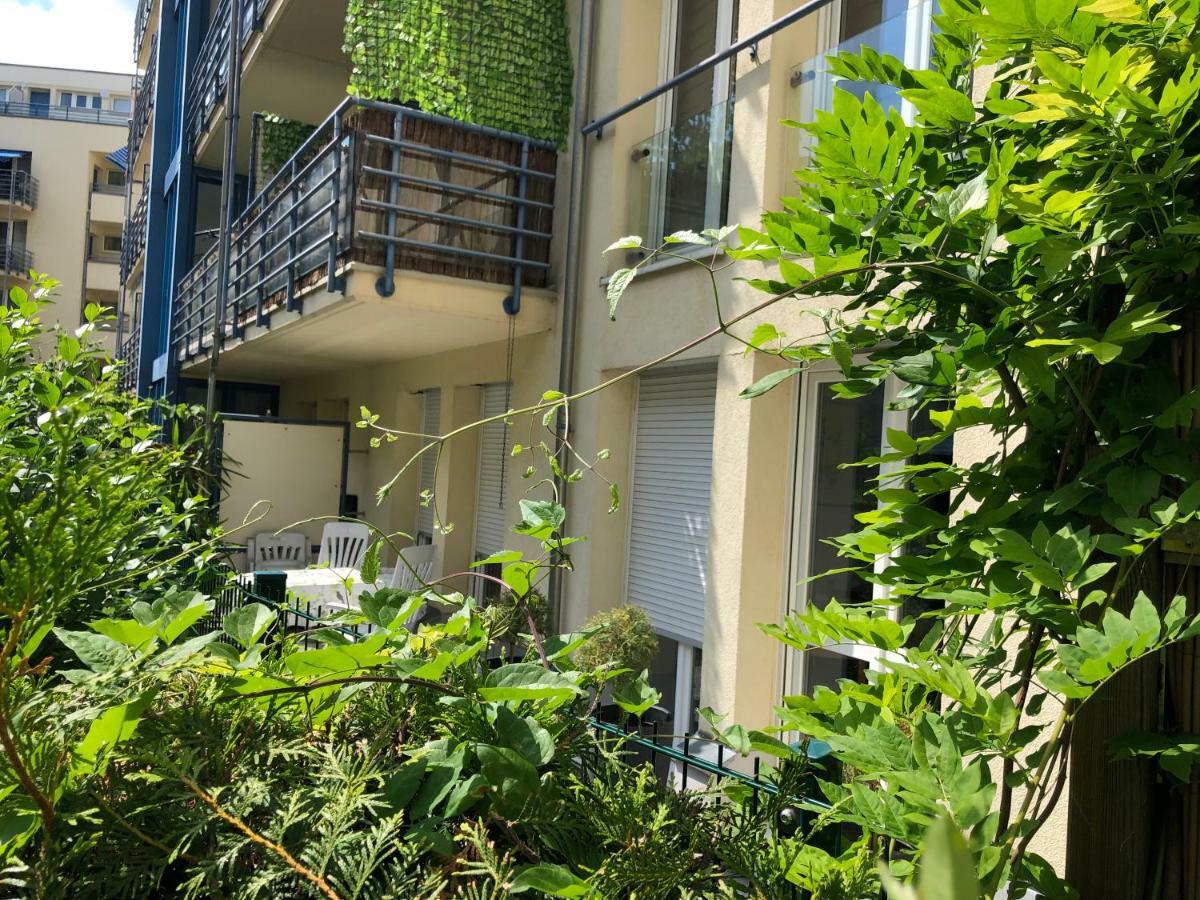 Sonnige Wohnung Im Zentrum Mit Terrasse U Tiefgarage - Netflix & Prime Лайпциг Екстериор снимка