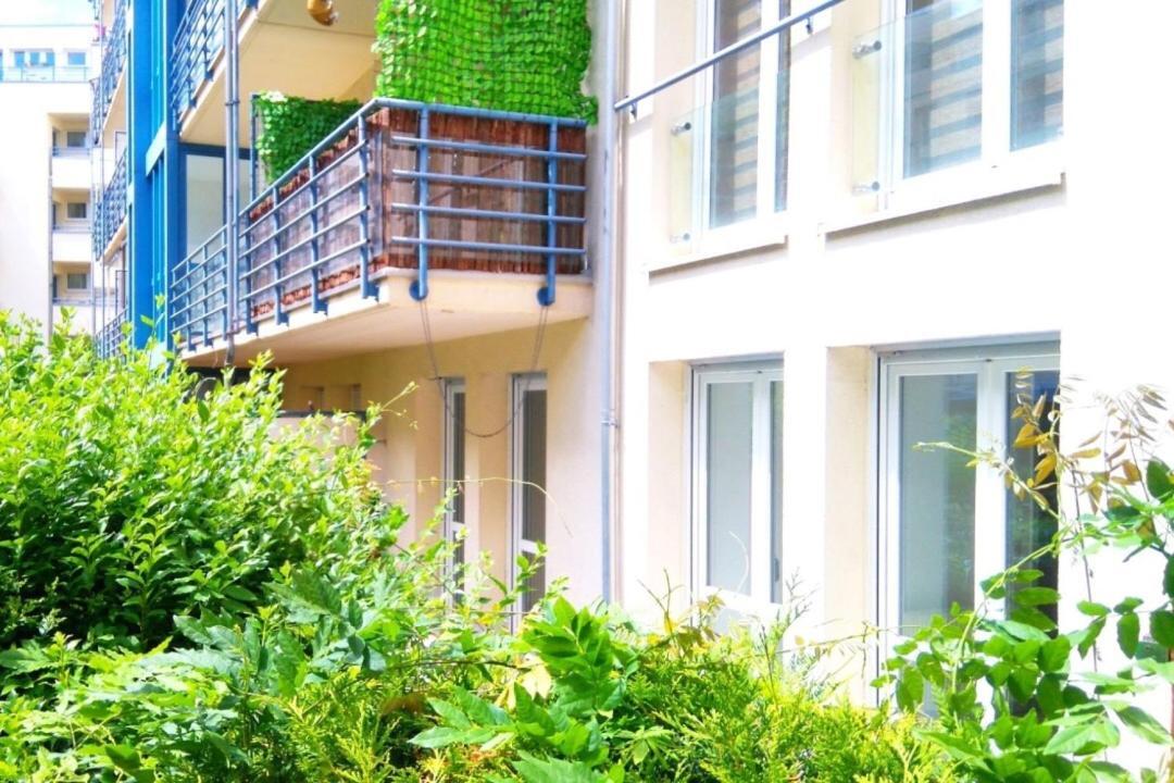 Sonnige Wohnung Im Zentrum Mit Terrasse U Tiefgarage - Netflix & Prime Лайпциг Екстериор снимка